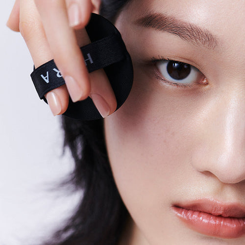 BLACK CUSHION FOUNDATION